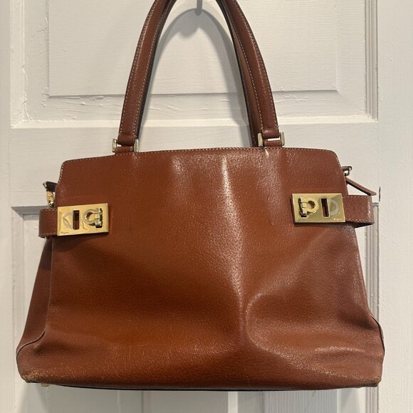 Salvatore Ferragamo Gancini 2 Way leather handbag - Picture 5 of 6